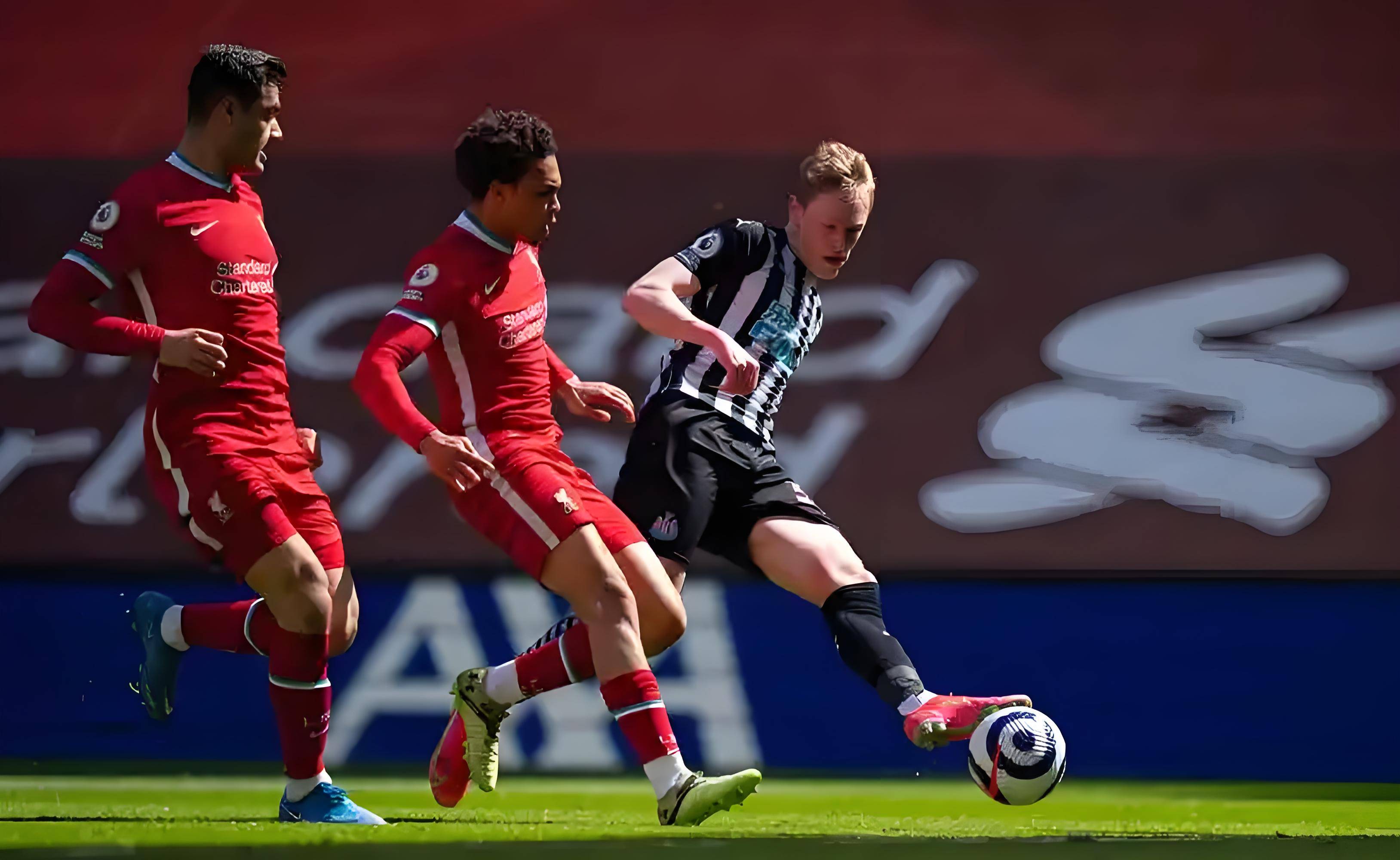 PG-梅西赛事官方发布惊险取胜新规，RNG争议不断！的简单介绍