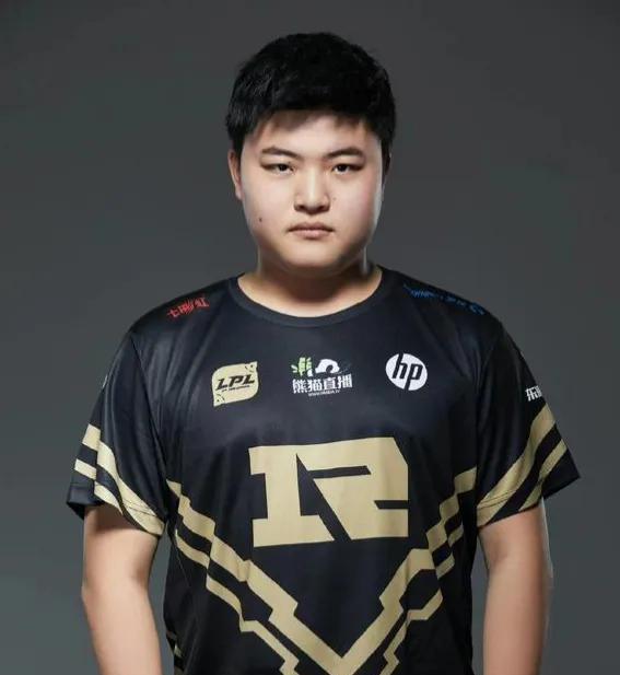 PG电子-Uzi迎来七赛季高光表现，RNG球迷沸腾！的简单介绍