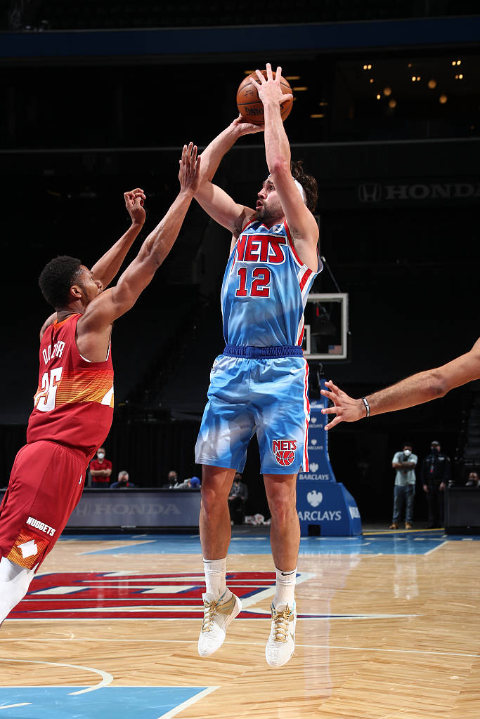 PG-穆古鲁扎关键节点出色防守，独行侠带队取胜！的简单介绍