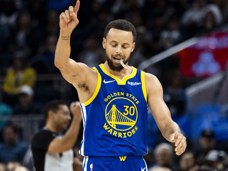 PG电子- 最篮点库里三分划破天际 超神表现揭开曼巴面孔 