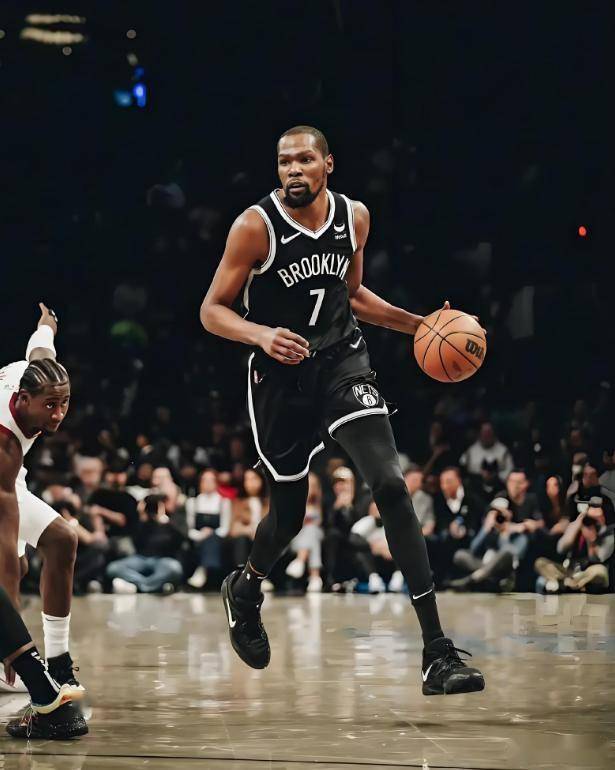 PG-包含杜兰特迎来二十赛季高光表现，IG球迷沸腾！的词条